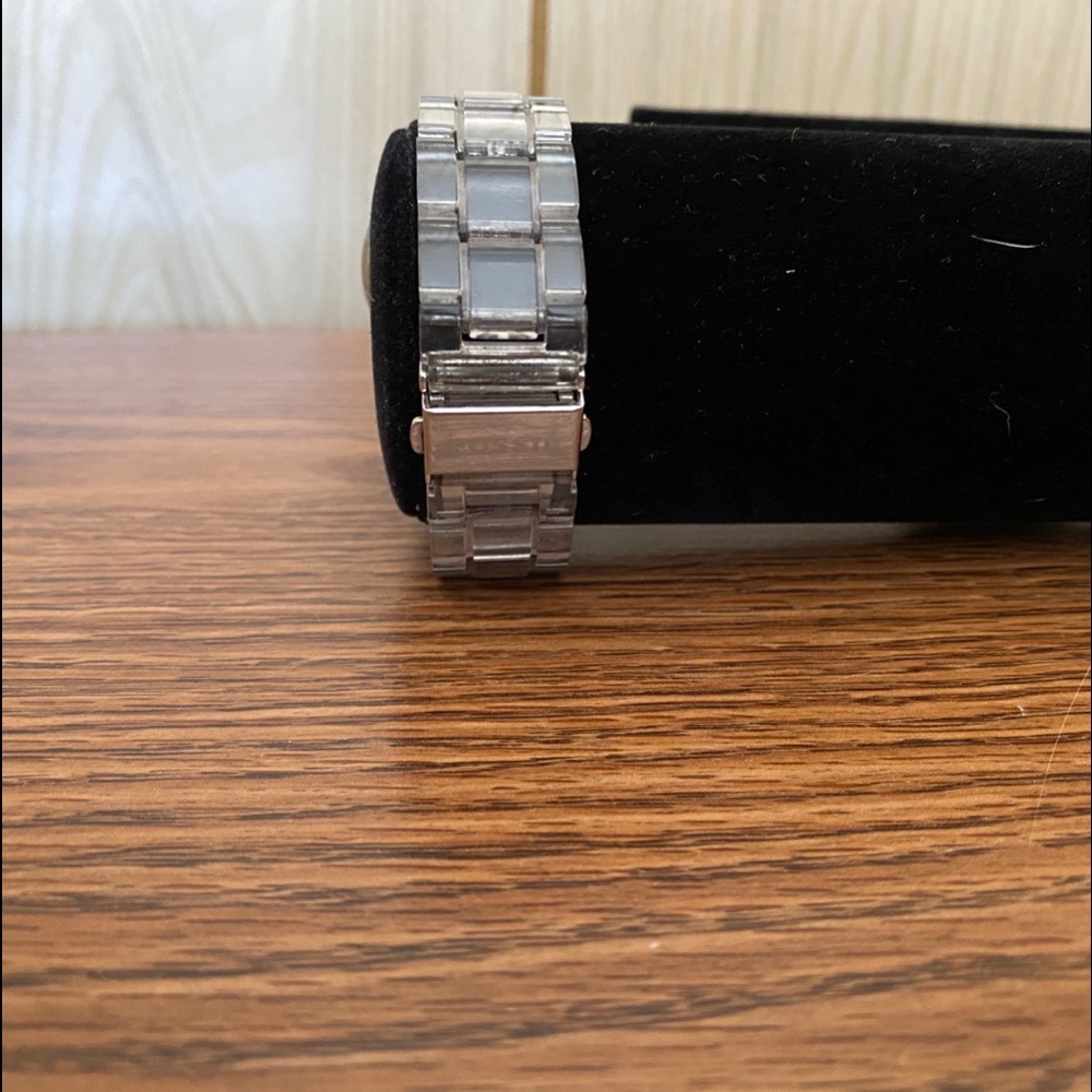 Fossil Watch - Picture 5 of 6
